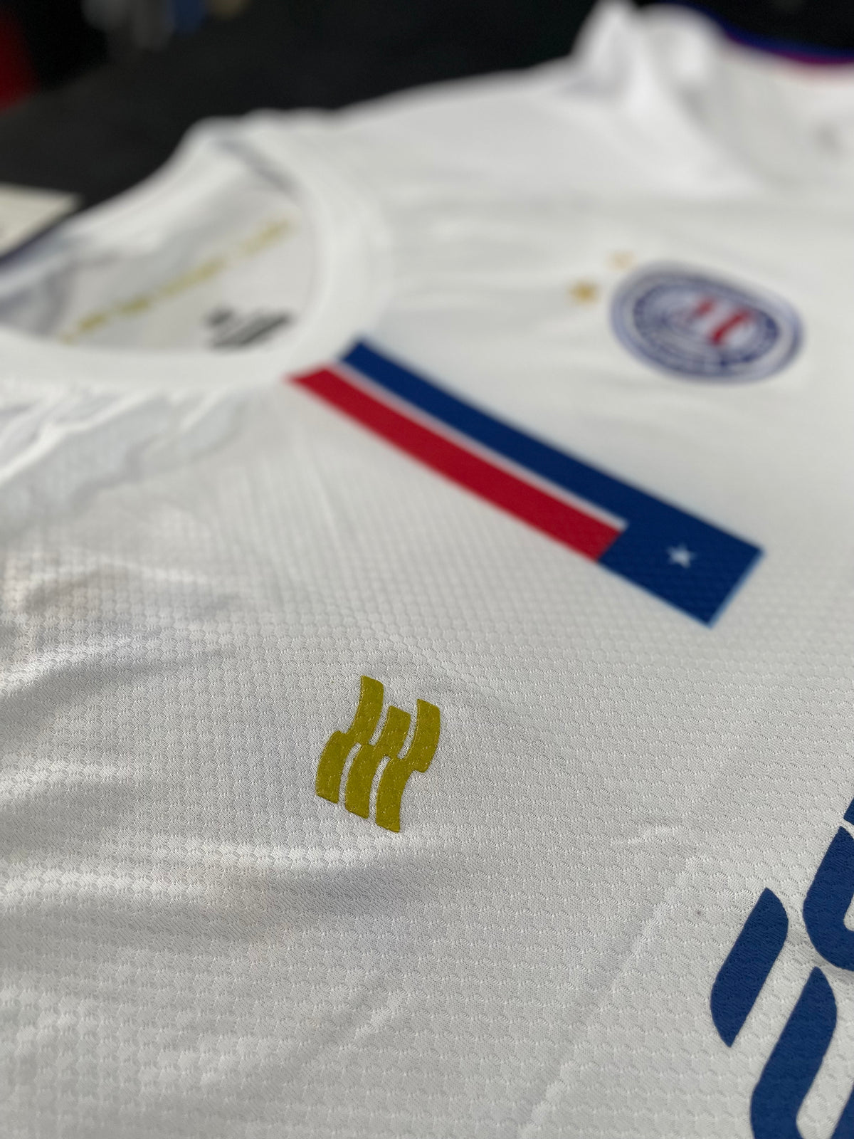 CAMISA FEMININA DO BAHIA PRIMEIRA LINHA