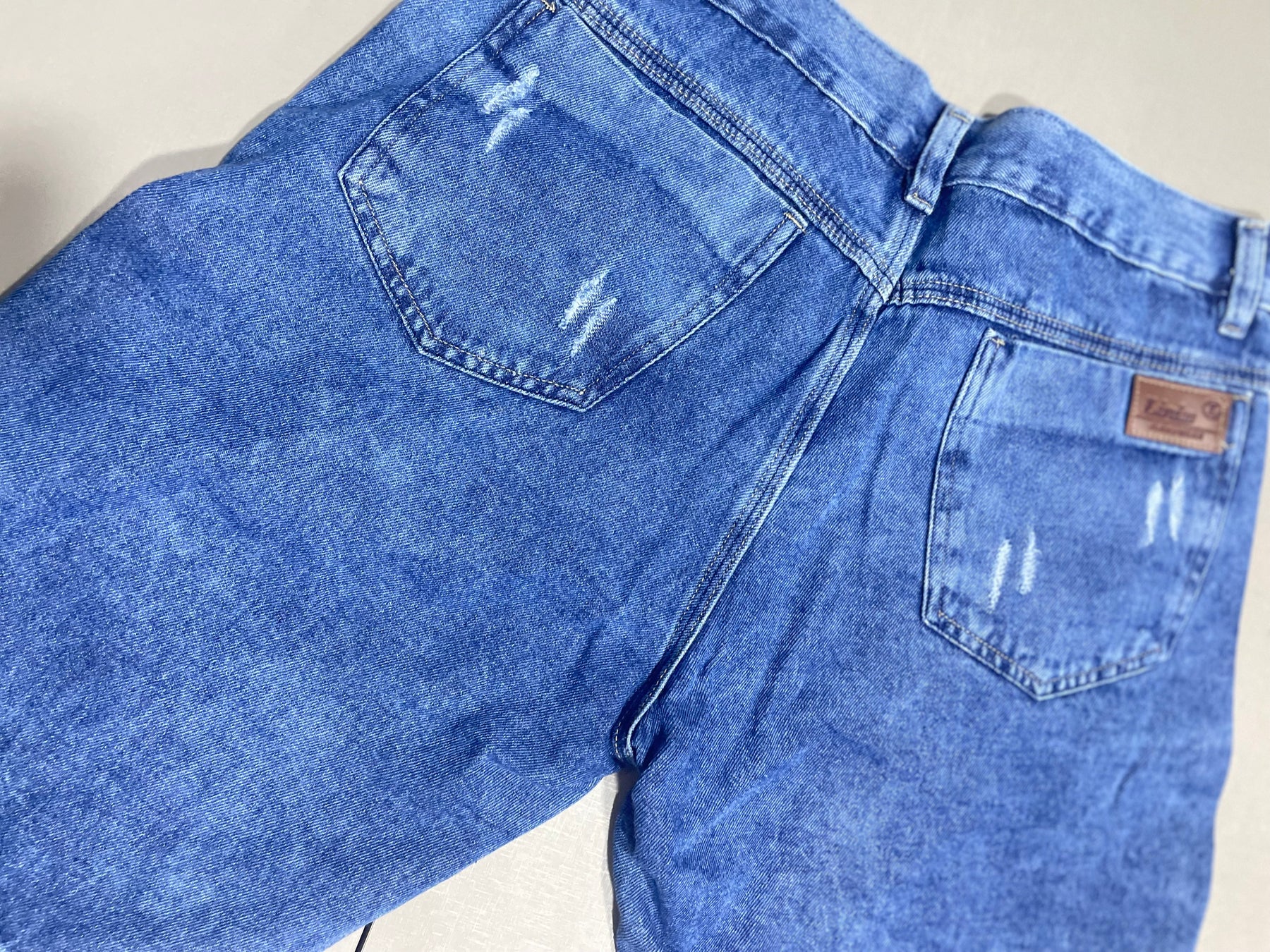 BERMUDA JEANS